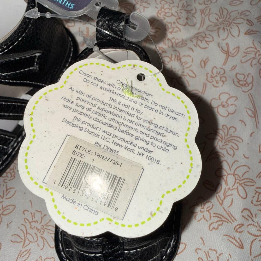 NWT- First Steps Baby Shoes - Picture 4 of 5